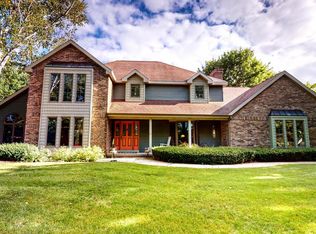 425 Newman Ct, Jefferson, WI 53549