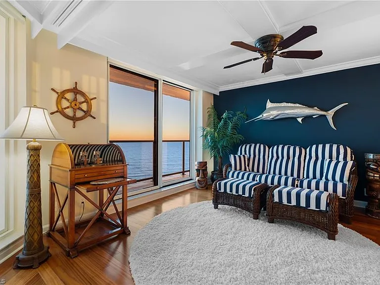 4901 Gulf Shore Blvd N #1604 — Photo 4