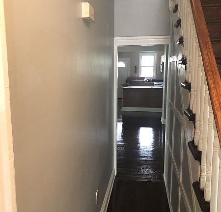 4th image of 42 Oak St