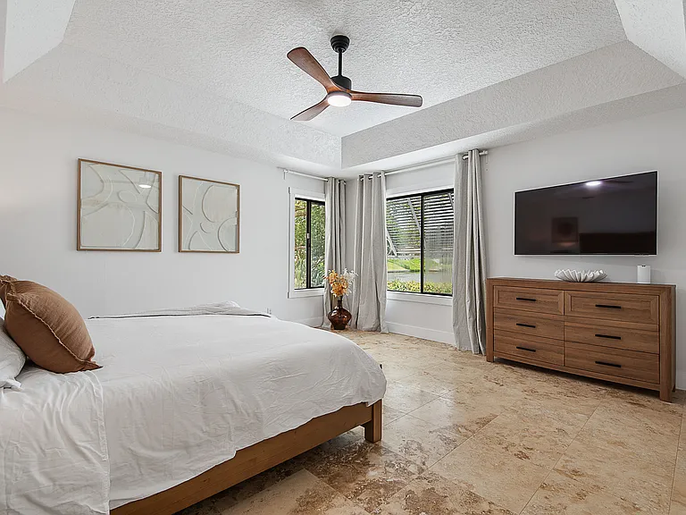 10 Castle Ct — Photo 26