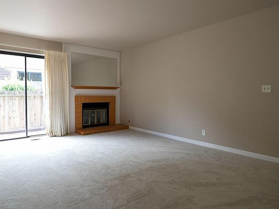 3rd image of 584 Valeri Ruth Ct