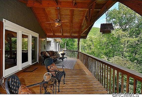 Covered Upper Deck
