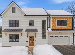 54 Pilgrim Rd, Natick, MA 01760