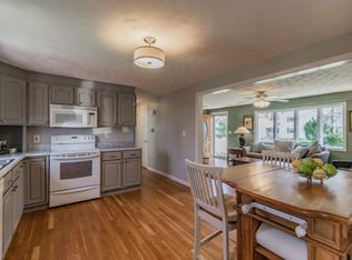 8 Elmore Rd, Enfield, CT 06082