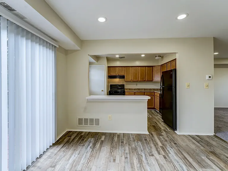 6660 Sanzo Rd — Photo 29
