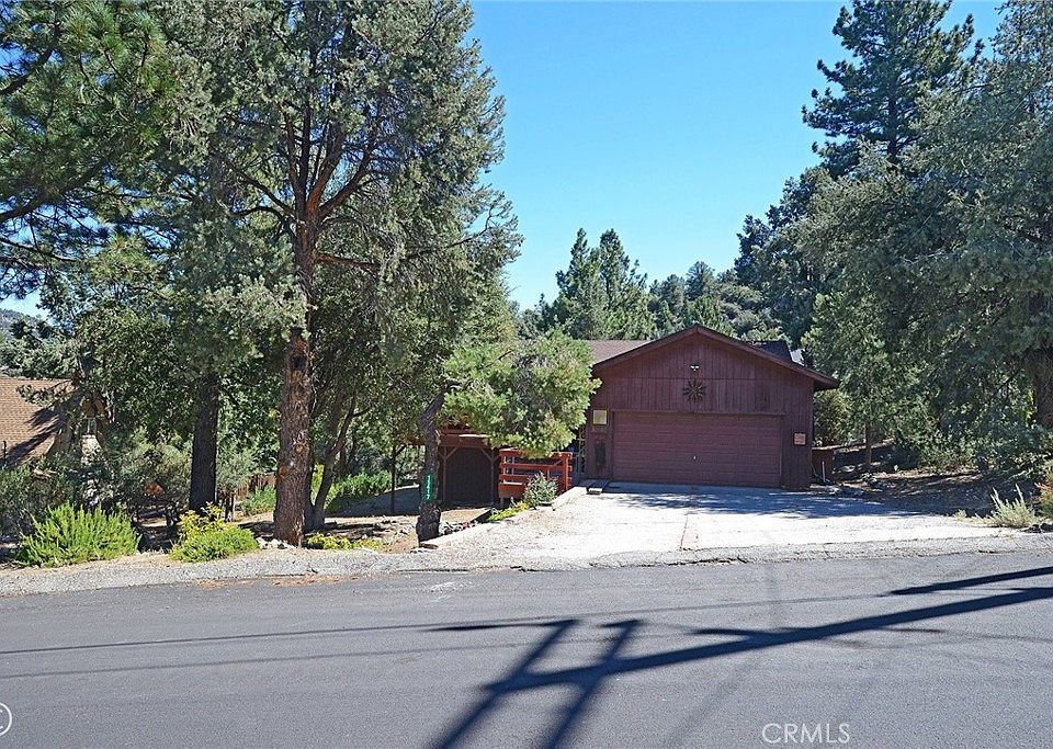 1st image of 15417 Acacia Way