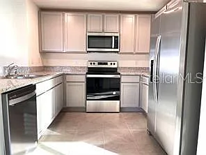 590 Sunlit Coral St — Photo 6