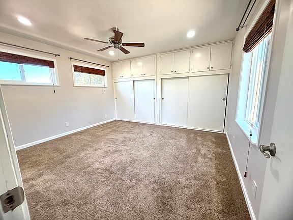 primary bedroom - ample storage