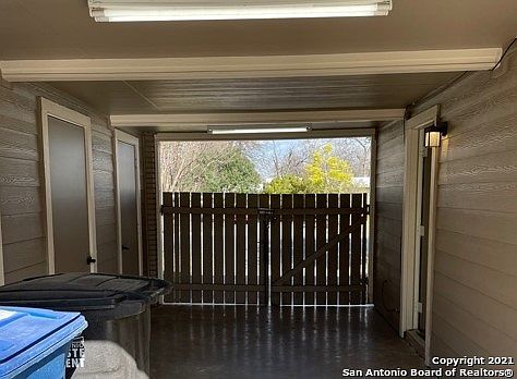 3rd image of 78 Storeywood Dr