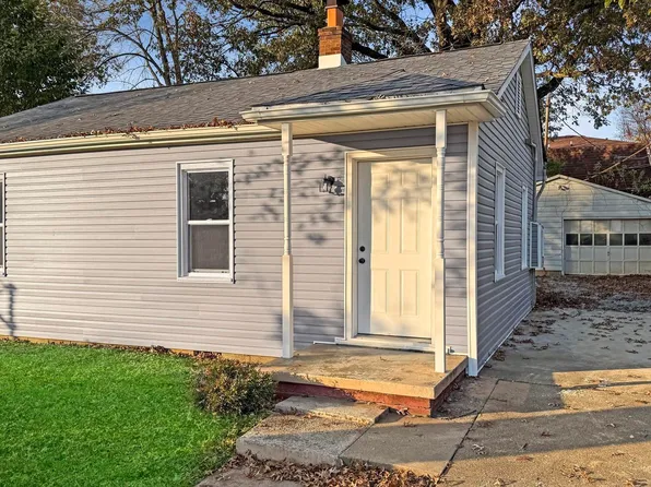 1570 Herndon Dr, Evansville, IN 47711