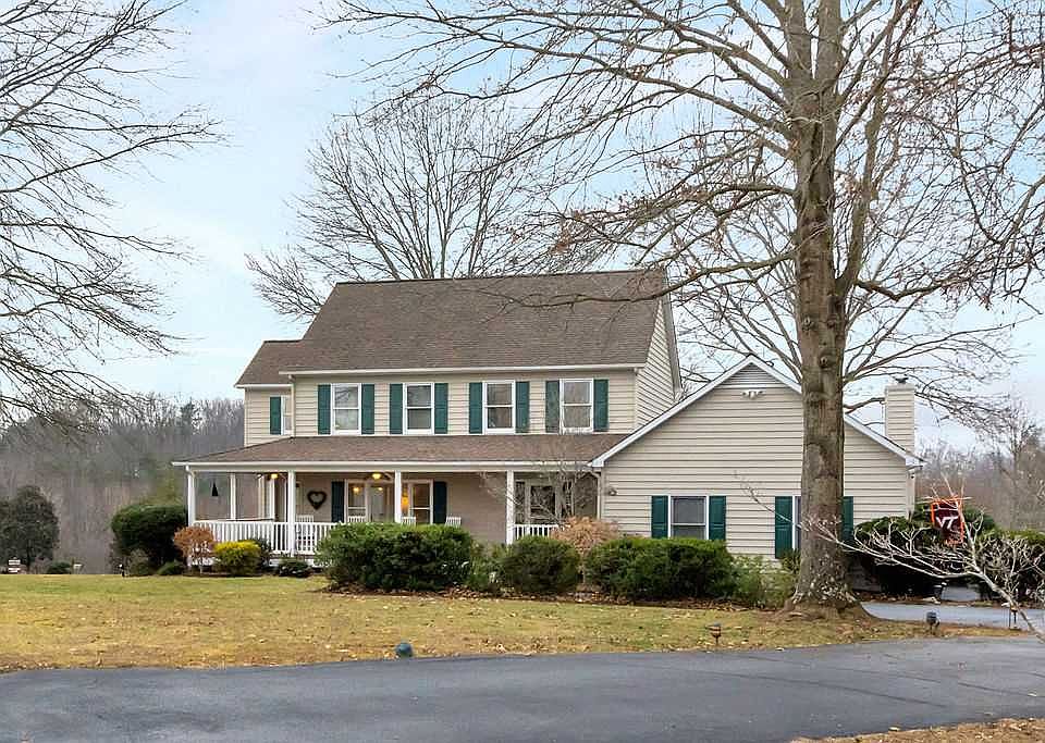2nd image of 195 Forestvue Dr