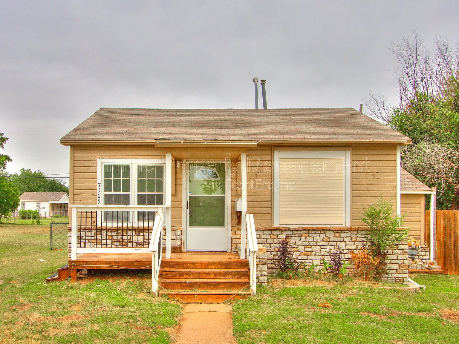 2 bed, 1.0 bath, 672 sqft, $850 — Photo 2
