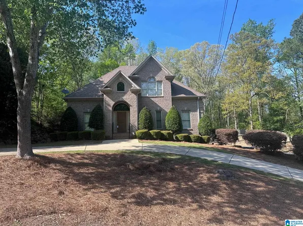 6544 Hemlock St, Trussville, AL 35173