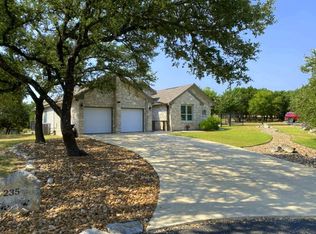 235 Skye Dr S, Kerrville, TX 78028