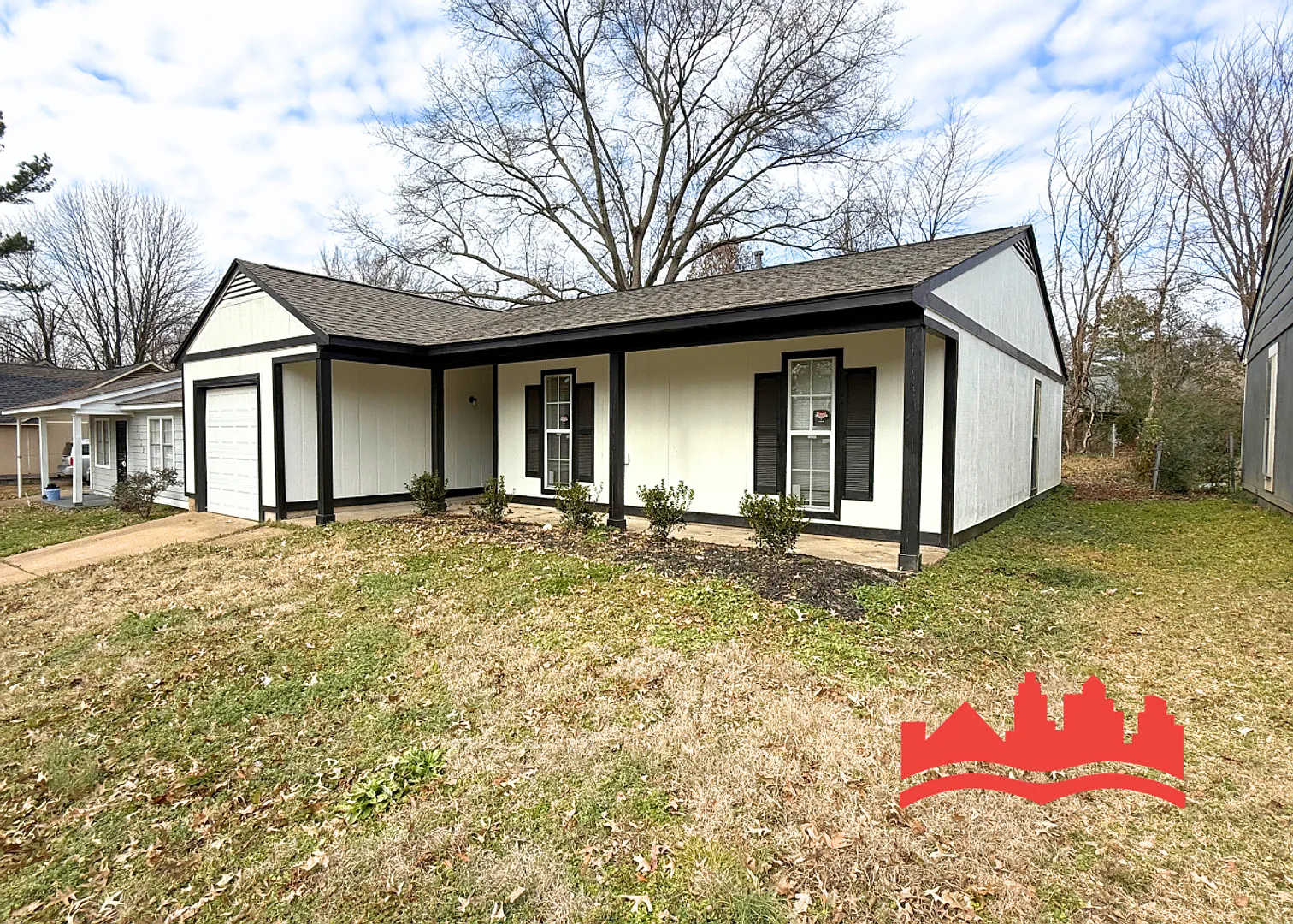 One Month Free! Welcome To 5636 Maple Tree Dr! — Photo 3