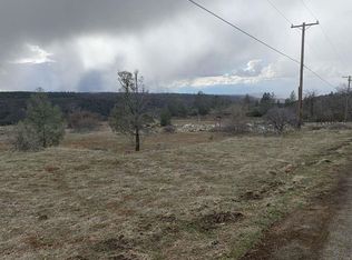 33413 Cessna Ave, Paynes Creek, CA 96075