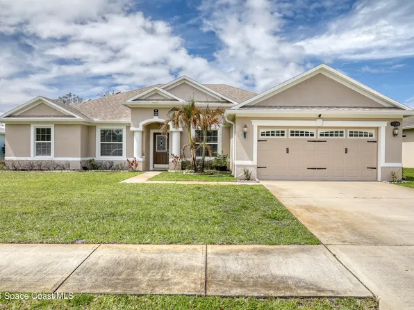 1121 Morgan Cir NE, Palm Bay, FL 32905