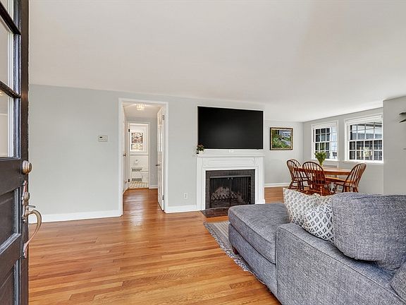 2nd image of 63 Lexington Rd