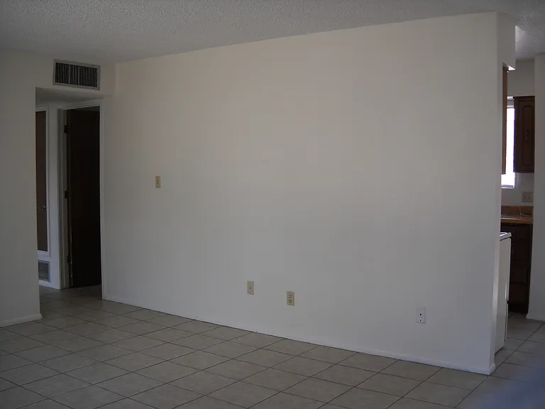 4150 Calle Ladero #C — Photo 3