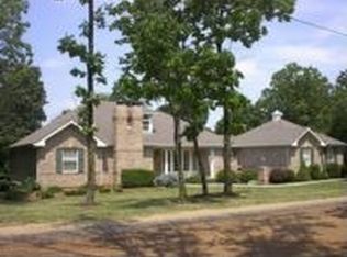3515 Whitby Ln, High Ridge, MO 63049