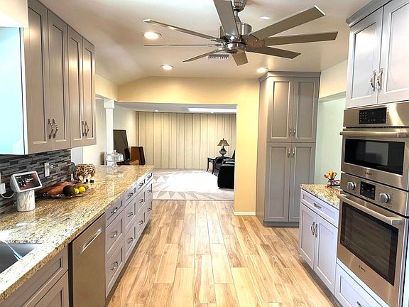 4th image of 1001 Riverview Dr