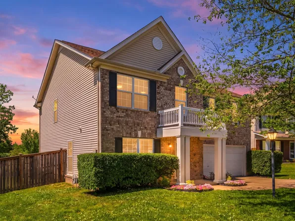 210 Vintage Cir, Hendersonville, TN 37075