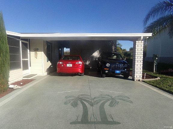 912 TAHITI CIRCLE DOUBLE DRIVEWAY