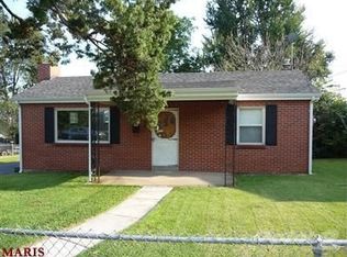 132 W Etta Ave, Saint Louis, MO