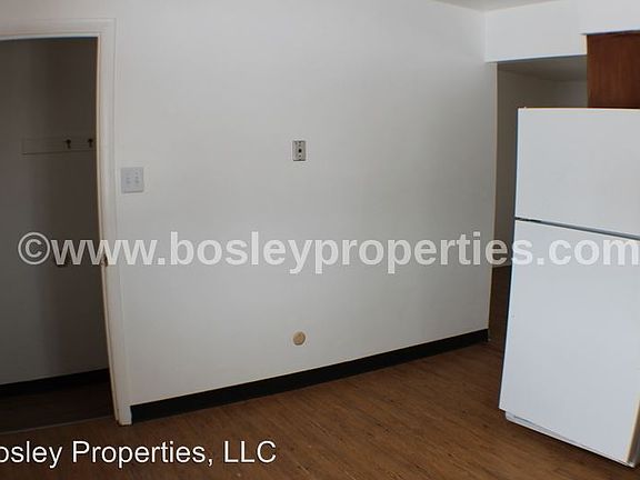 5th image of 4708 Diana Dr