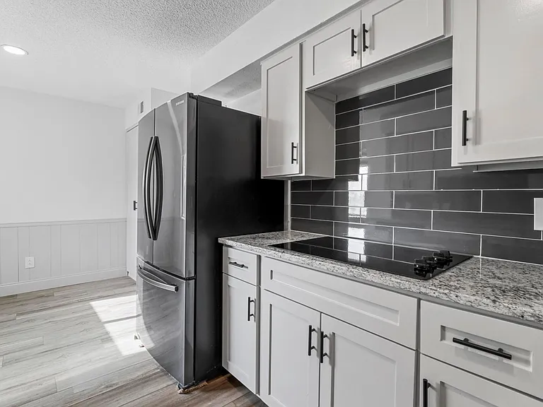 2404 Kentfield Ln — Photo 14