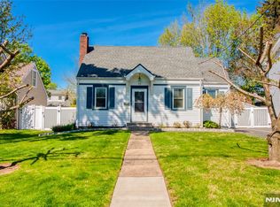 48 Colonial Pkwy, Dumont, NJ 07628