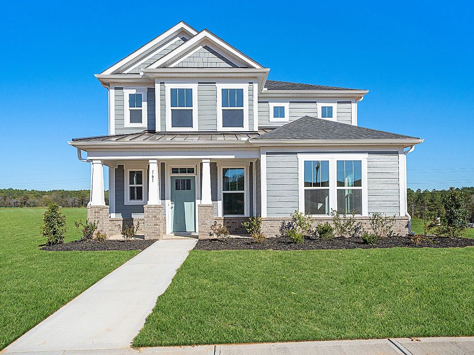 Elevation 9 of The Raymore Design by DRB Homes
