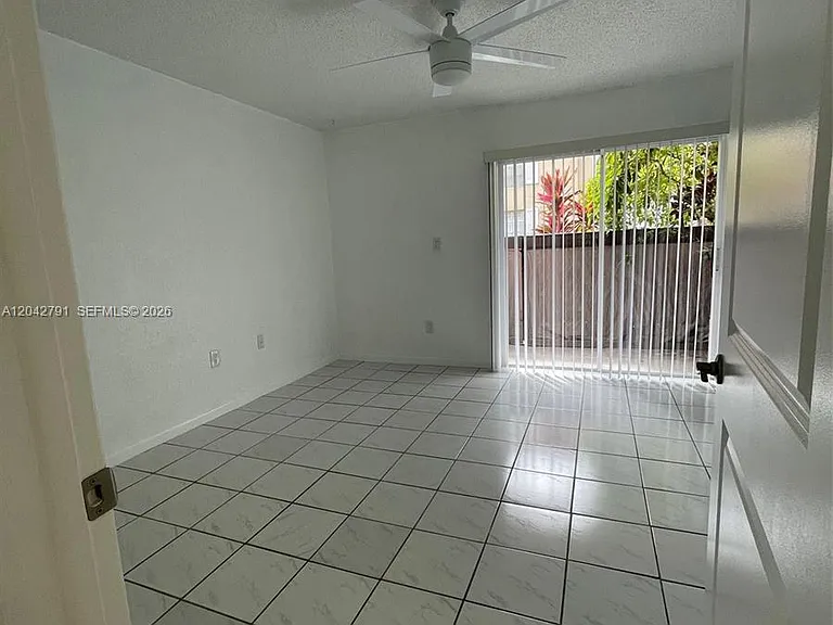 10832 SW 88th St #U13 — Photo 5
