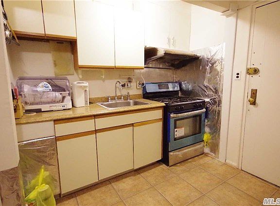 3rd image of 7311 210th St APT 5M