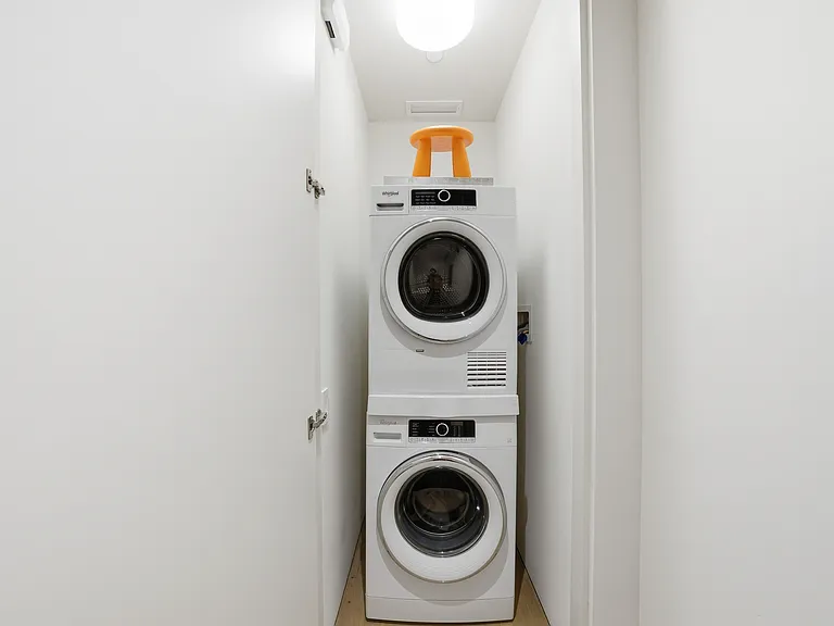 251 W 14th St #5C — Photo 18