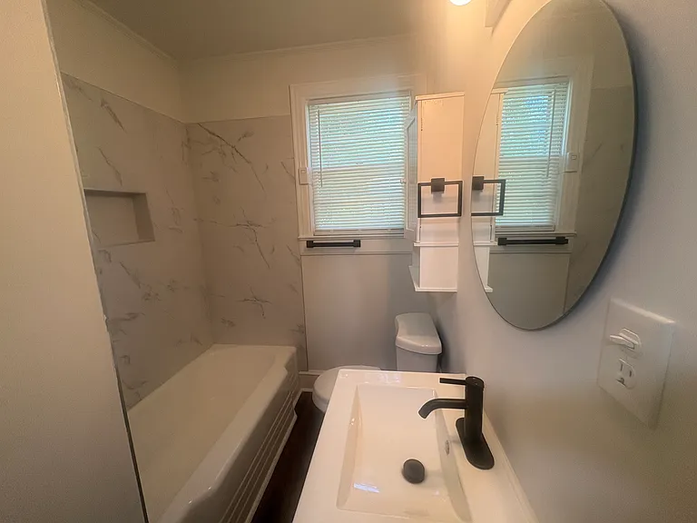 Modern bathroom