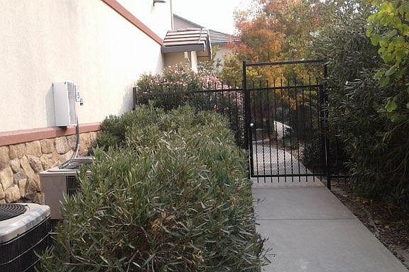 3rd image of 3487 Edison Ave Unit 11