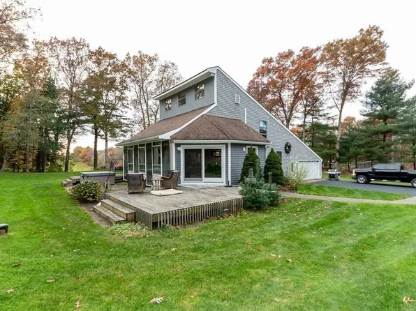 6 Leonard St, Lakeville, MA 02347