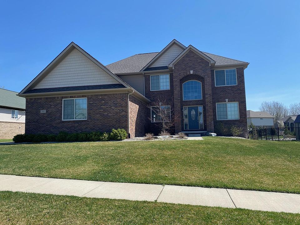 1st image of 332 Red Cedar Dr