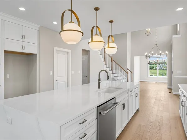 77 Ingalls Village Way #55, Boxford, MA 01921