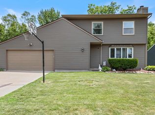 6229 N Howell St, Davenport, IA 52806
