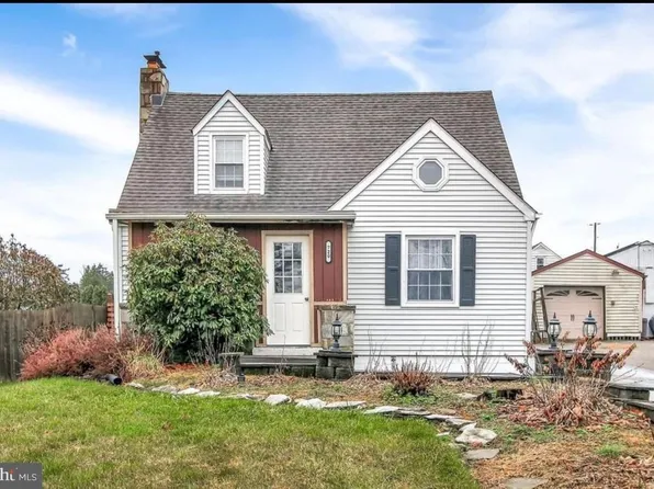 720 Skyline Dr, York, PA 17406