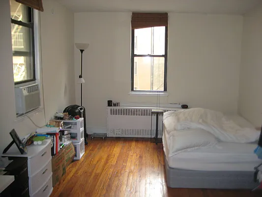 Rented by Magnone Real Estate | media 26