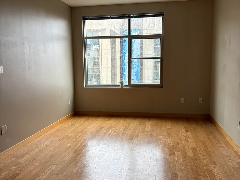 309 W Washington Ave #905 — Photo 4