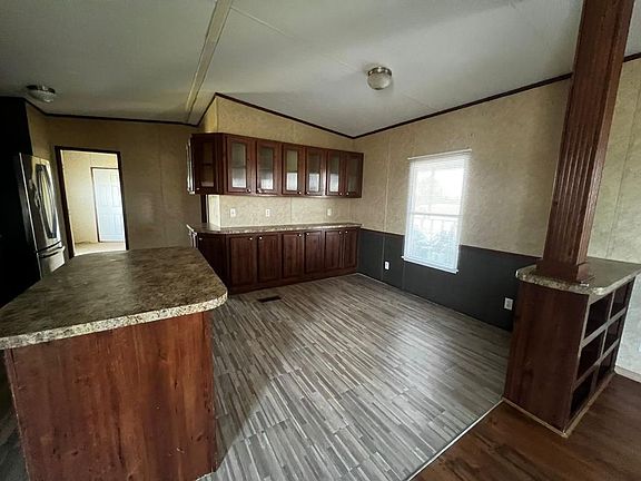 5th image of 18352 Wilber Rd