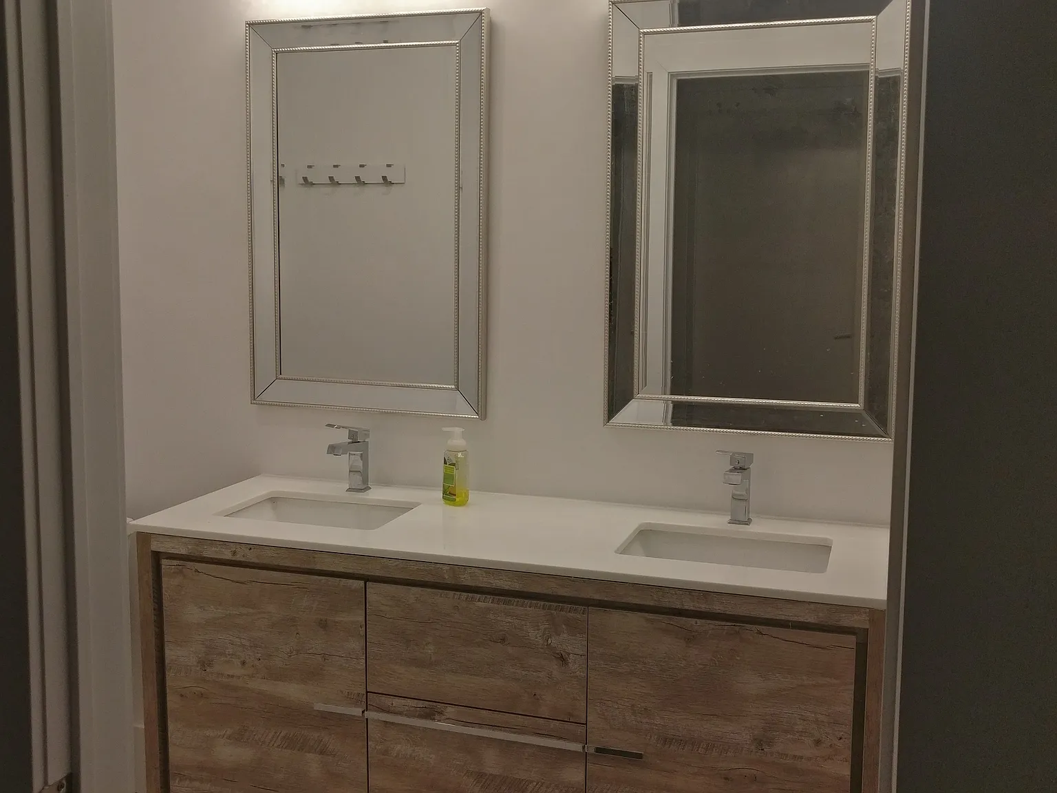 2 bed, $2,400 — Photo 3