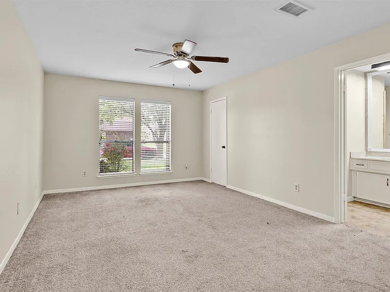 3127 Wagon Trail Dr — Photo 11