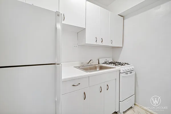 Rented by Compass | media 20