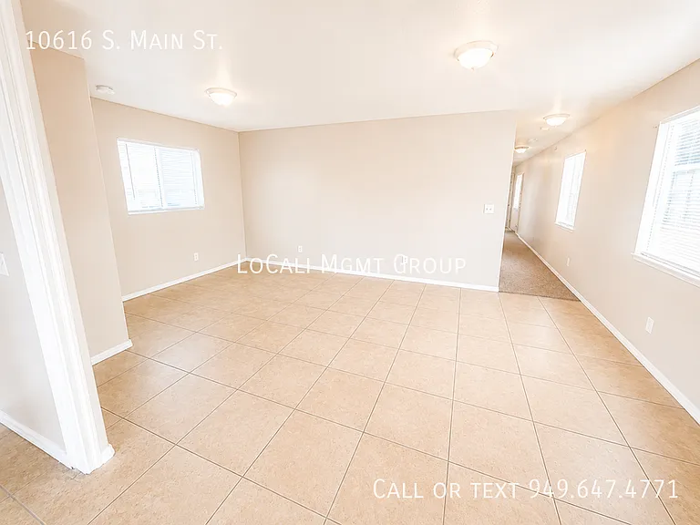 10616 S Main St — Photo 6