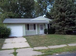 4401 N Castleton Rd, Peoria, IL 61615